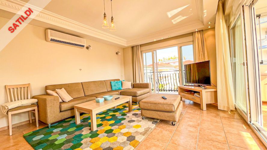 Ulusoy Sitesi (2+1 möblierte Wohnung in Alanya Oba, 500 M vom Meer entfernt)