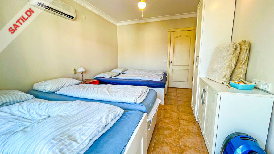 Ulusoy Sitesi (2+1 möblierte Wohnung in Alanya Oba, 500 M vom Meer entfernt)