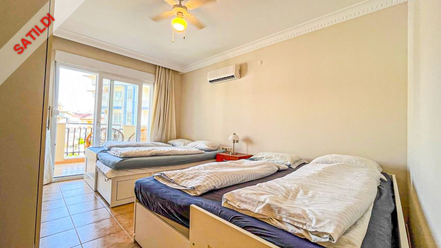 Ulusoy Sitesi (2+1 möblierte Wohnung in Alanya Oba, 500 M vom Meer entfernt)
