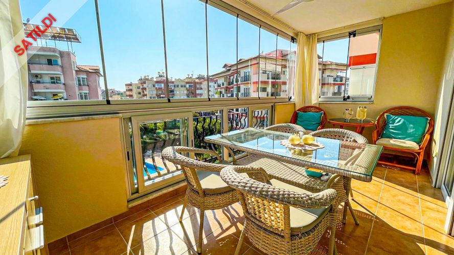 Ulusoy Sitesi (2+1 möblierte Wohnung in Alanya Oba, 500 M vom Meer entfernt)