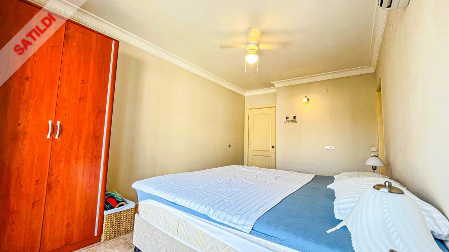 Ulusoy Sitesi (2+1 möblierte Wohnung in Alanya Oba, 500 M vom Meer entfernt)