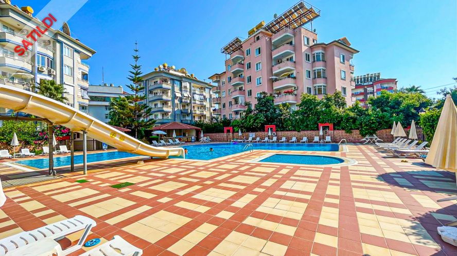 Ulusoy Sitesi (2+1 möblierte Wohnung in Alanya Oba, 500 M vom Meer entfernt)