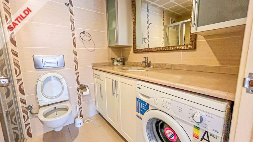 Ulusoy Sitesi (2+1 möblierte Wohnung in Alanya Oba, 500 M vom Meer entfernt)