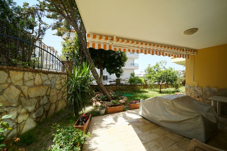 Panorama Sitesi A Blok (Alanya Merkez'de 4+1 Satılık Daire)