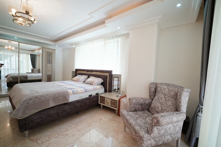 Panorama Sitesi A Blok (4+1 Flat for Sale in Alanya Center)