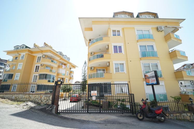 Panorama Sitesi A Blok (4+1 Flat for Sale in Alanya Center)