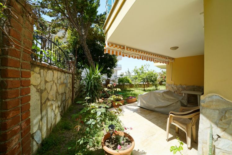 Panorama Sitesi A Blok (Alanya Merkez'de 4+1 Satılık Daire)