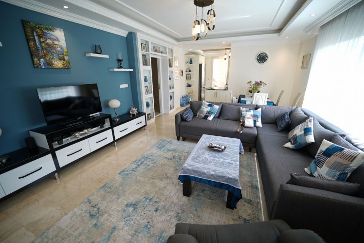 Panorama Sitesi A Blok (Alanya Merkez'de 4+1 Satılık Daire)