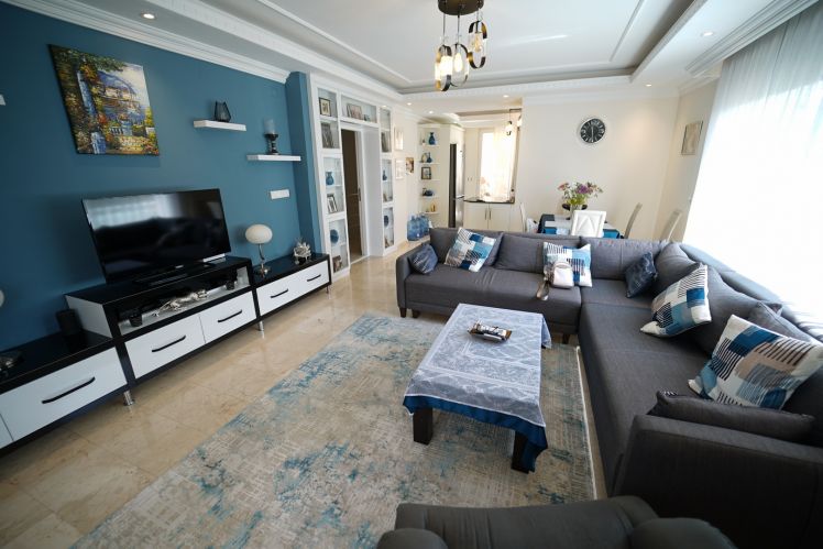 Panorama Sitesi A Blok (4+1 Flat for Sale in Alanya Center)