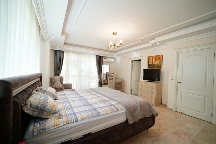 Panorama Sitesi A Blok (Alanya Merkez'de 4+1 Satılık Daire)