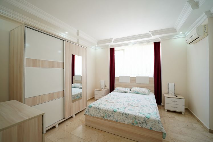 Panorama Sitesi A Blok (4+1 Flat for Sale in Alanya Center)