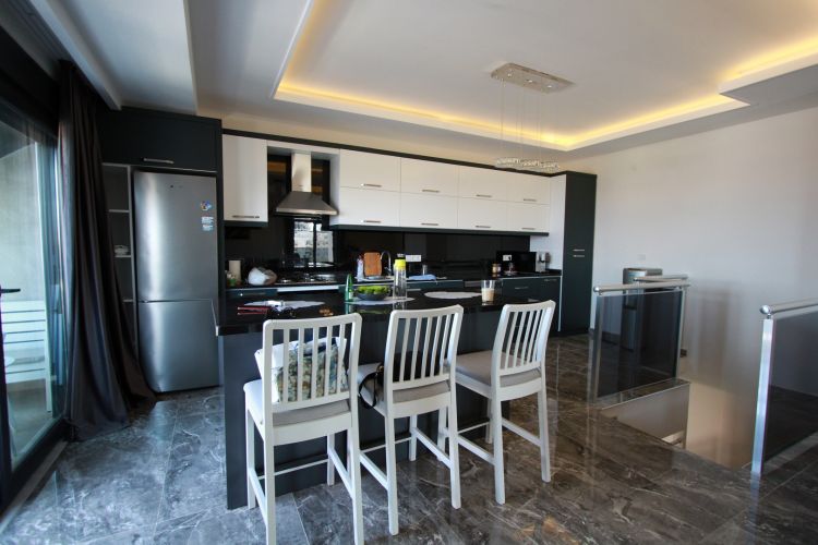 Haliloğlu İnşaat (4+1 Flat for Sale in Oba)