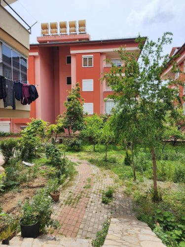 Yaparlı Sitesi (Büyükhasbahçe'de 4+1 Satılık Daire)