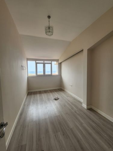 Yaparlı Sitesi (4+1 Flat for Sale in Büyükhasbahçe)