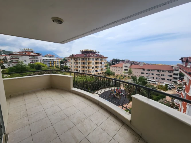 Yaparlı Sitesi (Büyükhasbahçe'de 4+1 Satılık Daire)
