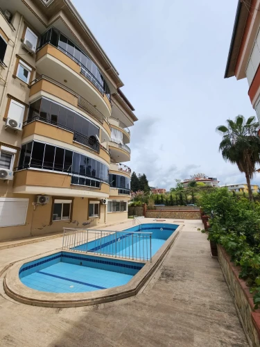 Yaparlı Sitesi (Büyükhasbahçe'de 4+1 Satılık Daire)