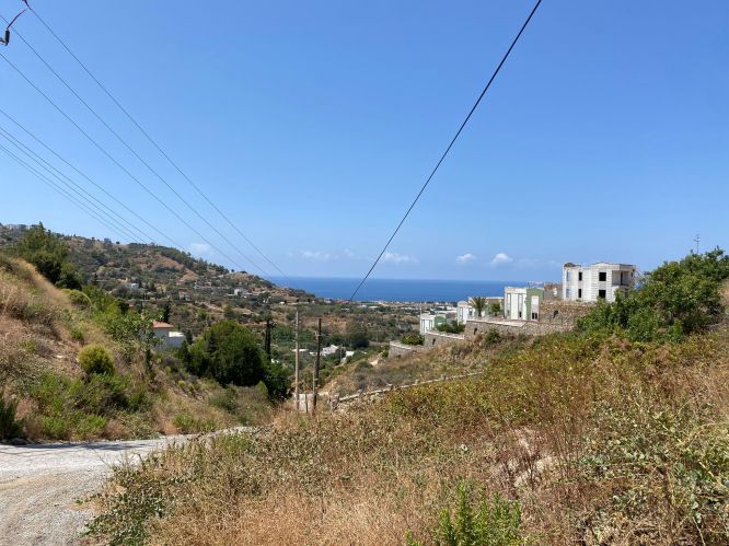 Villa Land with Sea View for Sale in Gazipaşa Koru