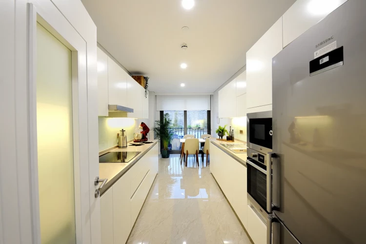Moderne Residenz (luxuriöser und komfortabler Wohnkomplex in Ataşehir)