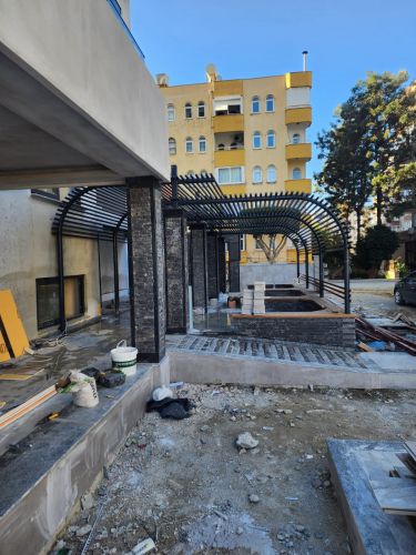 Topçu Sonas Buket No:29 (2+1 Wohnung mit Pool in Mahmutlar)