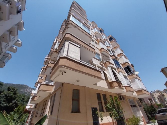 Cleopatra Egemen Apartmanı (1+1 Wohnung zum Verkauf im Zentrum von Alanya)