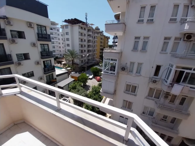 Cleopatra Egemen Apartmanı (1+1 Wohnung zum Verkauf im Zentrum von Alanya)