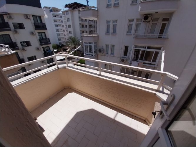 Cleopatra Egemen Apartmanı (1+1 Wohnung zum Verkauf im Zentrum von Alanya)