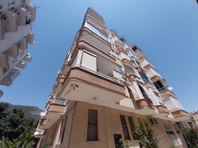 Cleopatra Egemen Apartmanı (1+1 Wohnung zum Verkauf im Zentrum von Alanya)