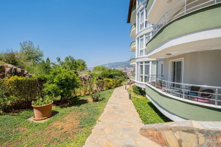 Orient Hill (Fully Furnished 3+1 Duplex Flat in Alanya Oba)