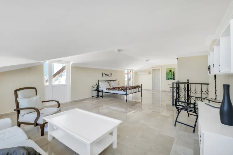 Orient Hill (Komplett möblierte 3+1 Maisonette-Wohnung in Alanya Oba)