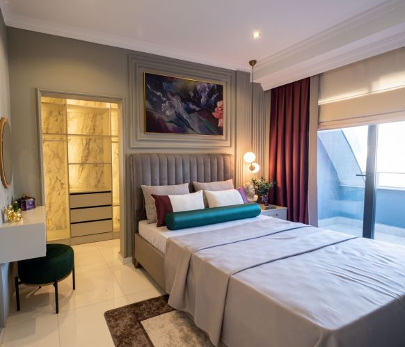 Ruby Suite Residence (Oba'da Havuz Manzaralı Eşyalı 3+1 Daire)