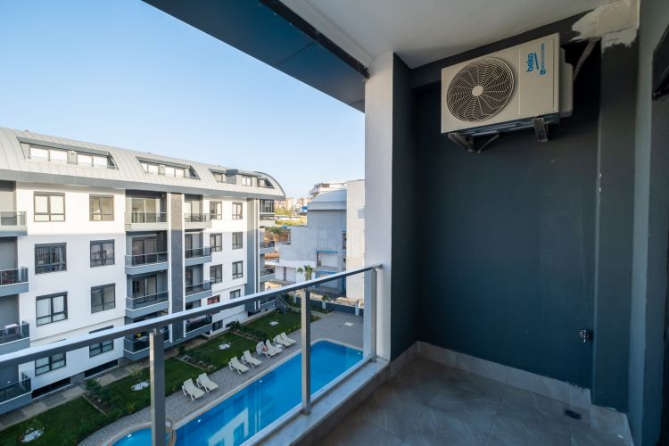 Ruby Suite Residence (Oba'da Havuz Manzaralı Eşyalı 3+1 Daire)