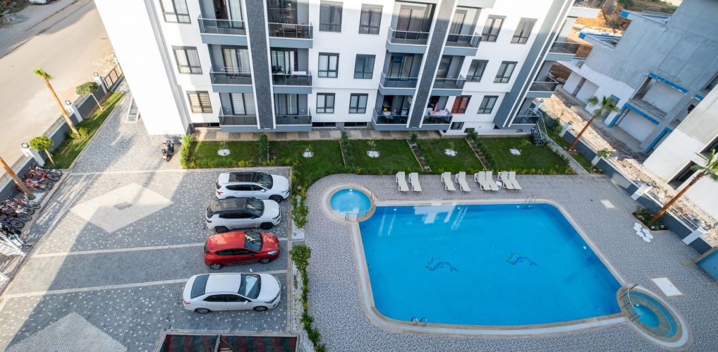 Ruby Suite Residence (Oba'da Havuz Manzaralı Eşyalı 3+1 Daire)