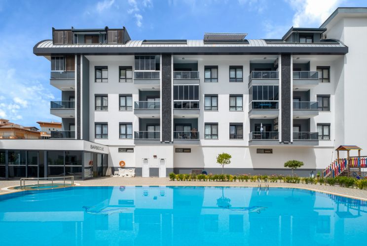 Ruby Suite Residence (Oba'da Havuz Manzaralı Eşyalı 3+1 Daire)