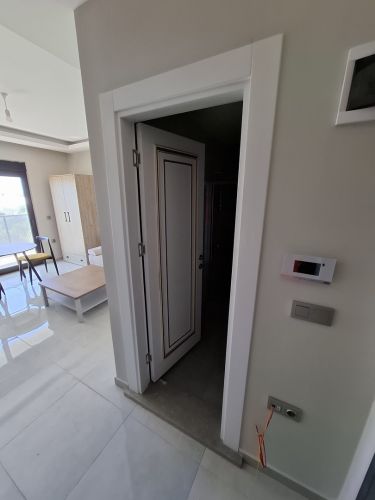 Foa Hills (Partially Furnished Studio Apartment for Sale in Mahmutlar)