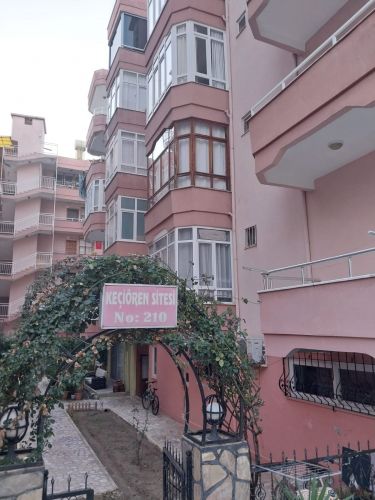 2+1 Furnished Flat for Sale in Mahmutlar Keçiören Site